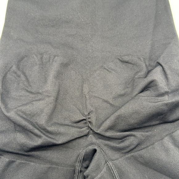 NWT Jockey Skimmies High-Waist Mid-Thigh Shaper Shorts – Black, Size M - Picture 9 of 11